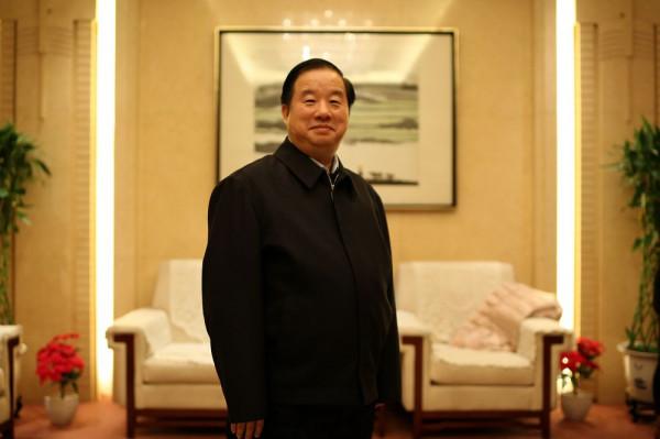 湖南醴陵富豪：放棄鐵飯碗創業，逆襲人生大賺百億財富