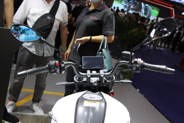 前衛科幻的公升級運動巡航RA9、RX850、RE5等賽科龍摩博會下餃子 前衛科幻的公升級運動巡航RA9、RX850、RE5等賽科龍摩博會下餃子