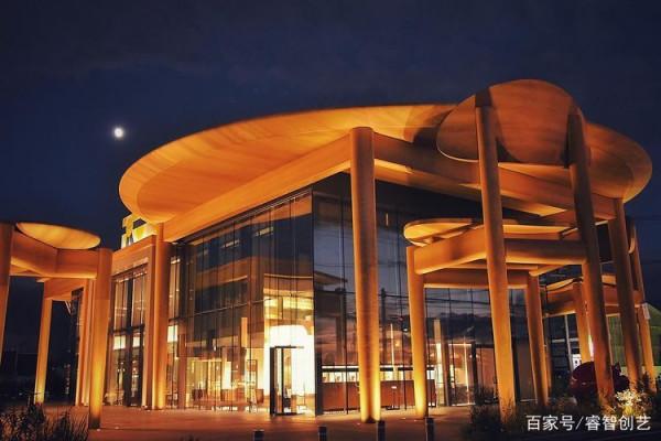 靜岡濱松打造「Sweets Bank」,宛如巨人王國般的新地標 靜岡濱松打造「Sweets Bank」,宛如巨人王國般的新地標