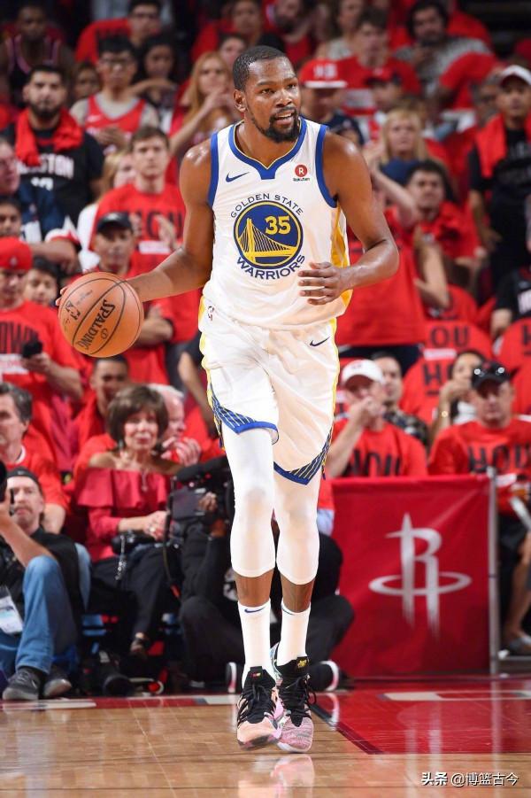 如果以NBA整個歷史為範疇，頂級巨星都有誰？細算下來不過12人