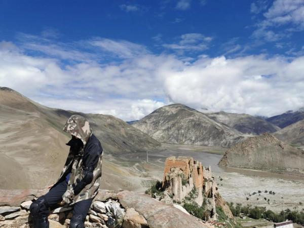 西藏和新疆的區別？