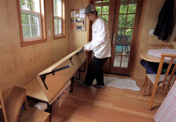 29歲的他自食其力:花低價親手建16㎡小家,獨居生活一過就是5年 29歲的他自食其力:花低價親手建16㎡小家,獨居生活一過就是5年