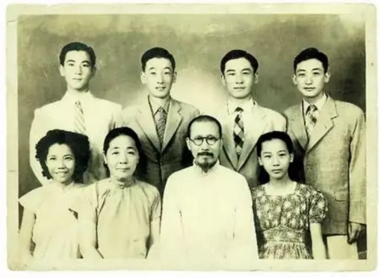 2021年,那些離開我們的人…… 2021年,那些離開我們的人……