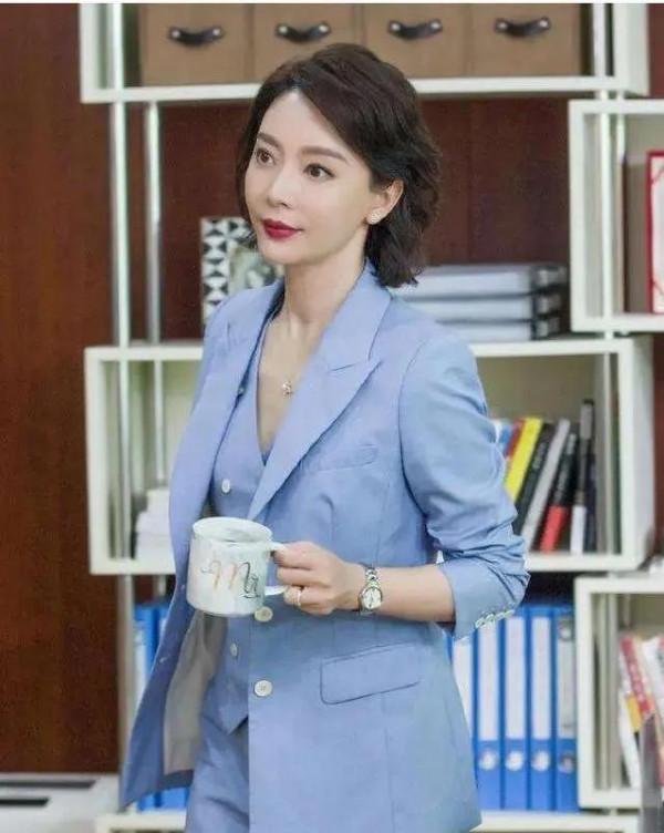 陳數：霸道總栽，又美又颯