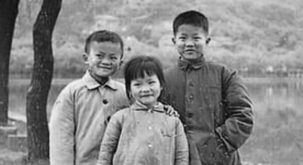 從商演不斷到無人問津，被丟回農村的小馬雲，他的悲劇該由誰買單