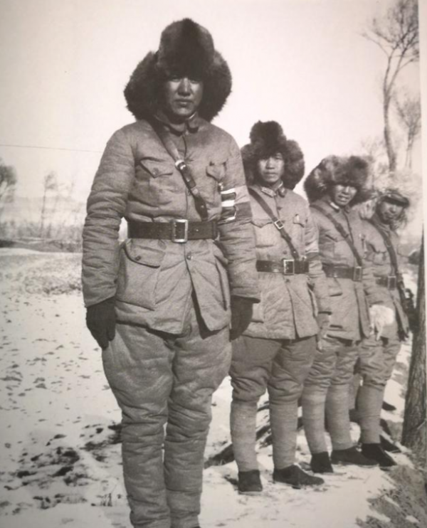 毛澤東蔣介石同時誇獎的戰役,傅作義痛擊偽軍萬餘人,繳獲大量物資