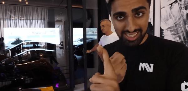 迪拜小哥甩賣7.7億豪宅 買就送勞斯萊斯和法拉利 迪拜小哥甩賣7.7億豪宅 買就送勞斯萊斯和法拉利