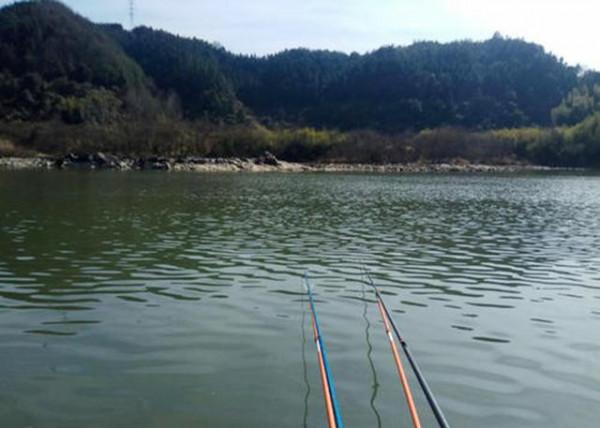 觀察水色，判斷魚情，就是從這句口訣學會的