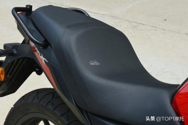 中庸即是王道!本田CBF190X 新手跑長途的上上之選 中庸即是王道!本田CBF190X 新手跑長途的上上之選