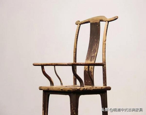 清中期榆木官帽椅