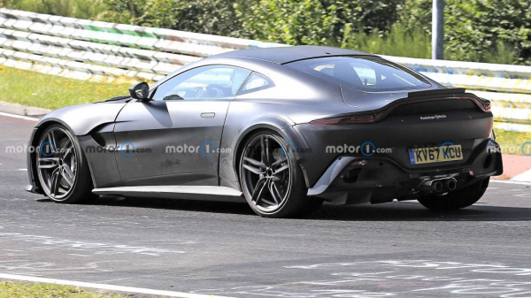 阿斯頓·馬丁V12 Vantage最新訊息 限量發售299輛 有望明年3月釋出
