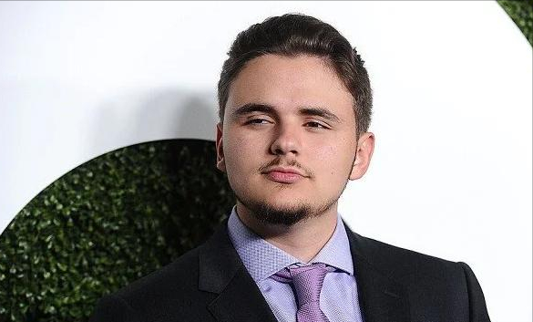 邁克爾傑克遜去世11年後:大兒子遺傳白癜風,女兒患抑鬱症 邁克爾傑克遜去世11年後:大兒子遺傳白癜風,女兒患抑鬱症