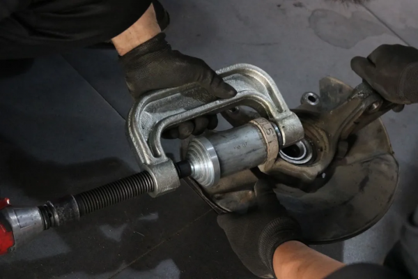 「情懷玩車」2005年老款CRV翻新復活日記,至死返生,終成神話 「情懷玩車」2005年老款CRV翻新復活日記,至死返生,終成神話