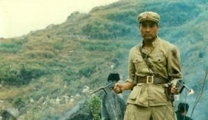 1949年特務假冒書記縣長迎接劉鄧首長,案發現場遺留槍套暴露身份 1949年特務假冒書記縣長迎接劉鄧首長,案發現場遺留槍套暴露身份