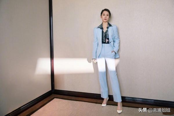 上了年紀的女人，建議少穿這3款“單品”，顯胖顯醜又廉價