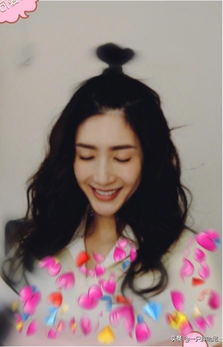 你適合“披頭髮”還是“扎頭髮”,取決於三個部位,髮際線很關鍵 你適合“披頭髮”還是“扎頭髮”,取決於三個部位,髮際線很關鍵