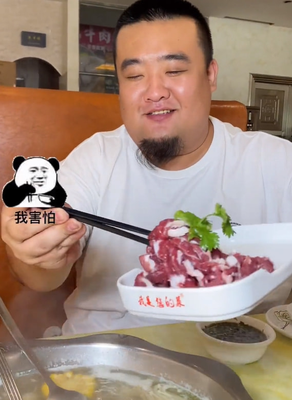 大胃王泡泡龍去世後,搭檔大蒜濤終於開始減肥,14天瘦了23斤 大胃王泡泡龍去世後,搭檔大蒜濤終於開始減肥,14天瘦了23斤