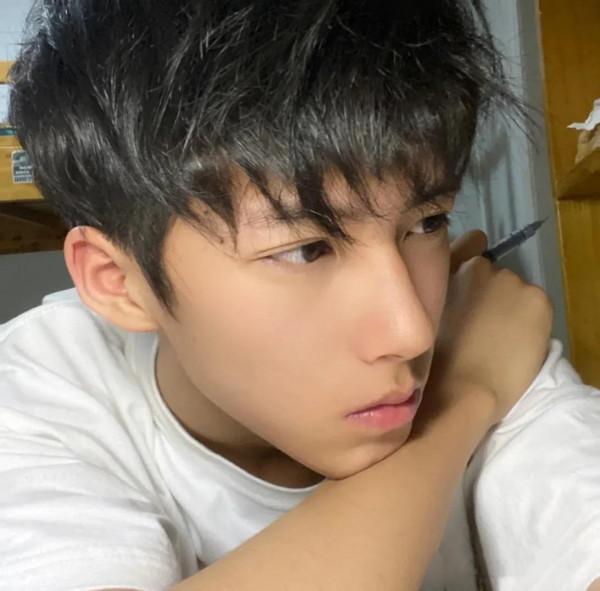 禁忌的愛——致仁宇(二十八) 禁忌的愛——致仁宇(二十八)