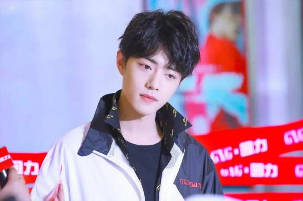 娛樂圈有哪些明星是你曾經很嫌棄，如今卻火的欲罷不能的？