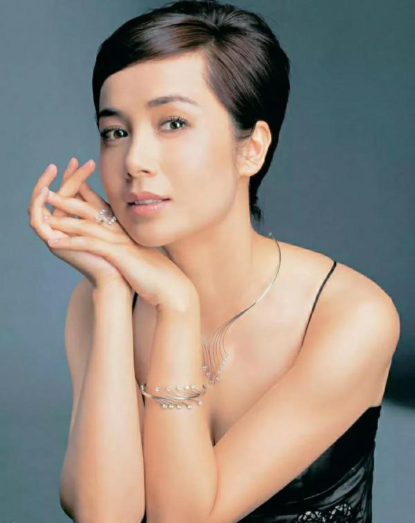 蔣雯麗，風韻猶存，女人味十足