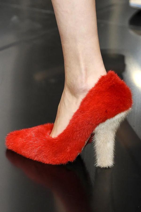 蛤?宋祖兒已經穿上毛毛靴了? 蛤?宋祖兒已經穿上毛毛靴了?