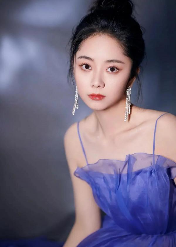 娃娃臉的譚松韻,都三十歲了看上去卻像18 娃娃臉的譚松韻,都三十歲了看上去卻像18