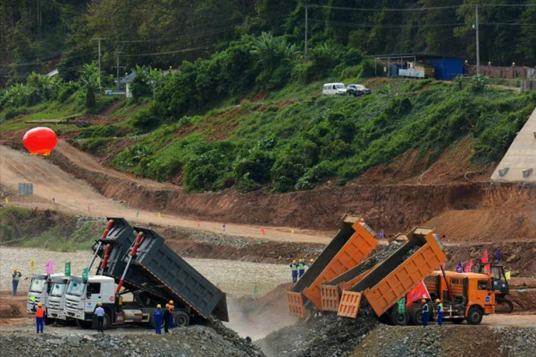 寮國拒絕我國的方案,大壩被大雨沖塌了,中國又提新方案順利完工 寮國拒絕我國的方案,大壩被大雨沖塌了,中國又提新方案順利完工