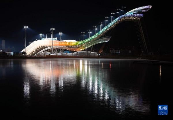 冬日裡的首鋼滑雪大跳臺