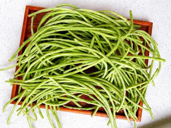 想吃酸豆角自己在家做，2種醃製方法，2天就能吃，酸辣脆爽不變質