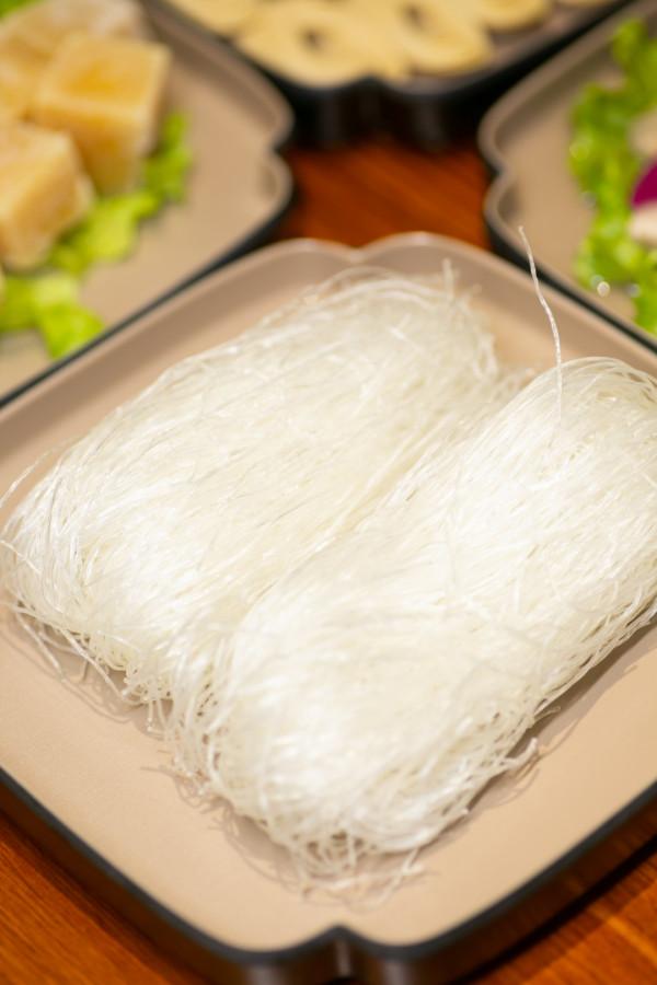 秋天抵禦寒冷的“秘密武器”！（煙囪銅鍋涮肉）