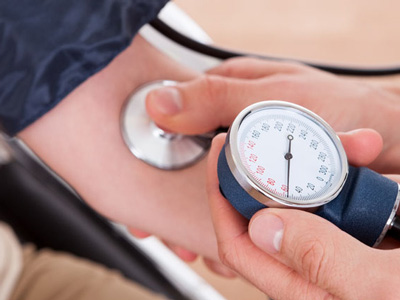 低血壓容易導致頭昏、暈厥,這些群體容易出現症狀 低血壓容易導致頭昏、暈厥,這些群體容易出現症狀