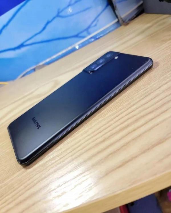 三星s21+.旗艦機 最終評價，買21+不買ultra