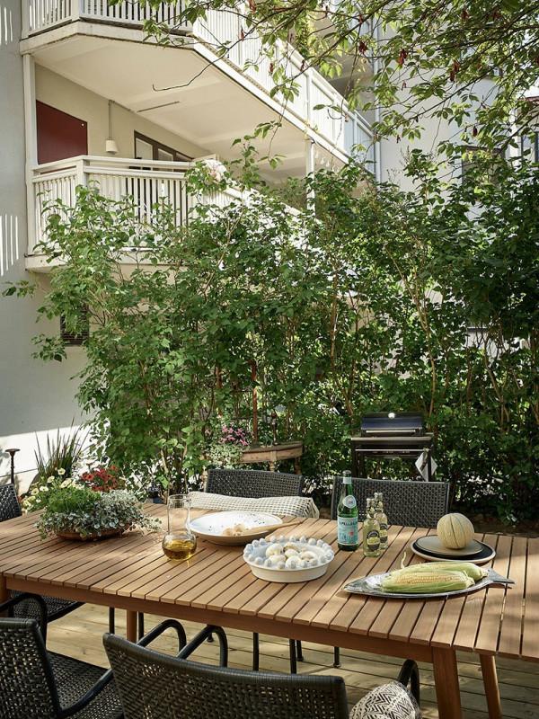 她喜歡簡潔，抓住溫柔低飽和色調，把53㎡的家變成乾乾淨淨的模樣