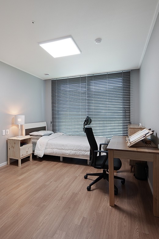 韓國業主曬出父母養老房，122㎡昏暗老氣，不過度裝修改造很純粹