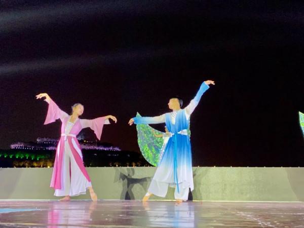 中秋國慶河北正定園博園大型實景演出《醉美古城，“愛”在正定》