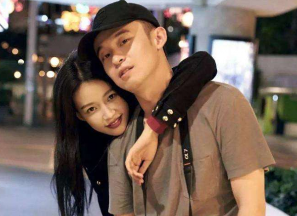 4對85後明星夫妻，女方發展不如男方，有人為家庭犧牲事業太不值