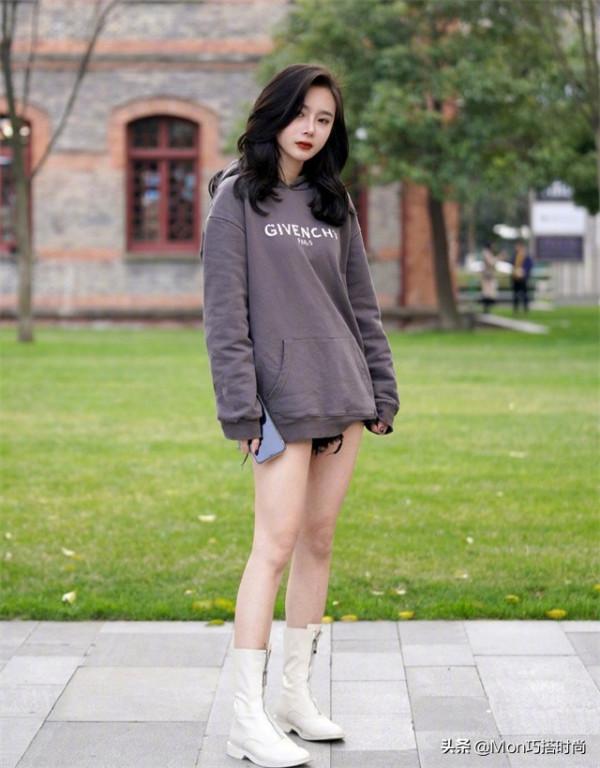 秋天過了一半才發現,穿衛衣時,還是配“裸靴”最好看,時髦顯高 秋天過了一半才發現,穿衛衣時,還是配“裸靴”最好看,時髦顯高