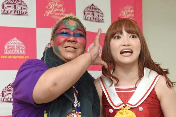 古靈精怪女子摔角選手伊藤麻希生涯回顧 古靈精怪女子摔角選手伊藤麻希生涯回顧