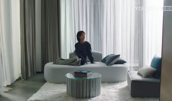 楊紫井柏然新家曝光！在陽光房裡聊工作，在沙發上談戀愛，太甜了