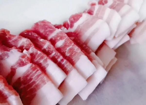 烤五花肉，你要來一口嗎