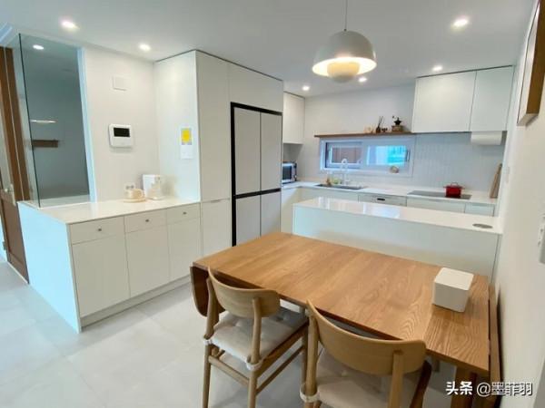 為什麼她家的老玄關，改完後大了一圈？內借20公分，效果一級棒