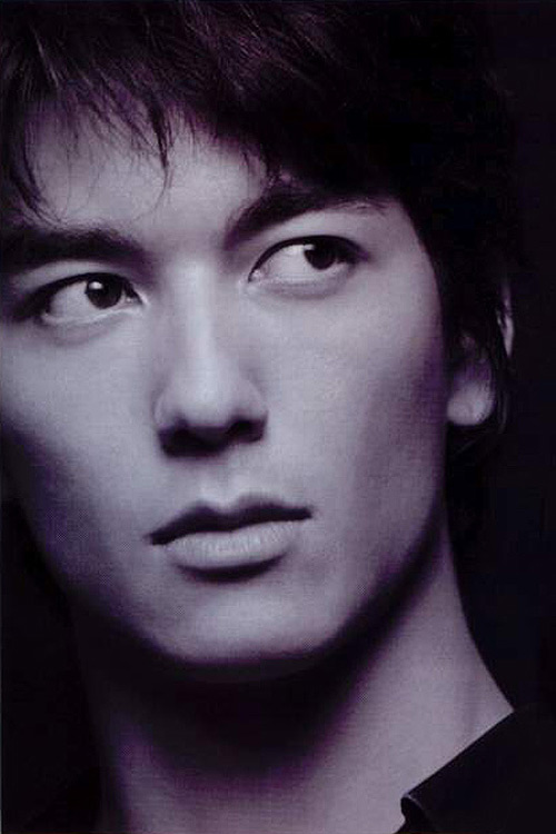 男二號長成這樣，男主角不火也能理解了吧？