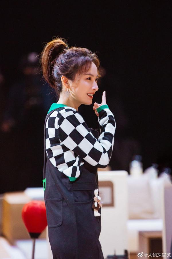 《大偵探》第七季第二期《天台公寓》劇照 王鷗和吳昕迴歸