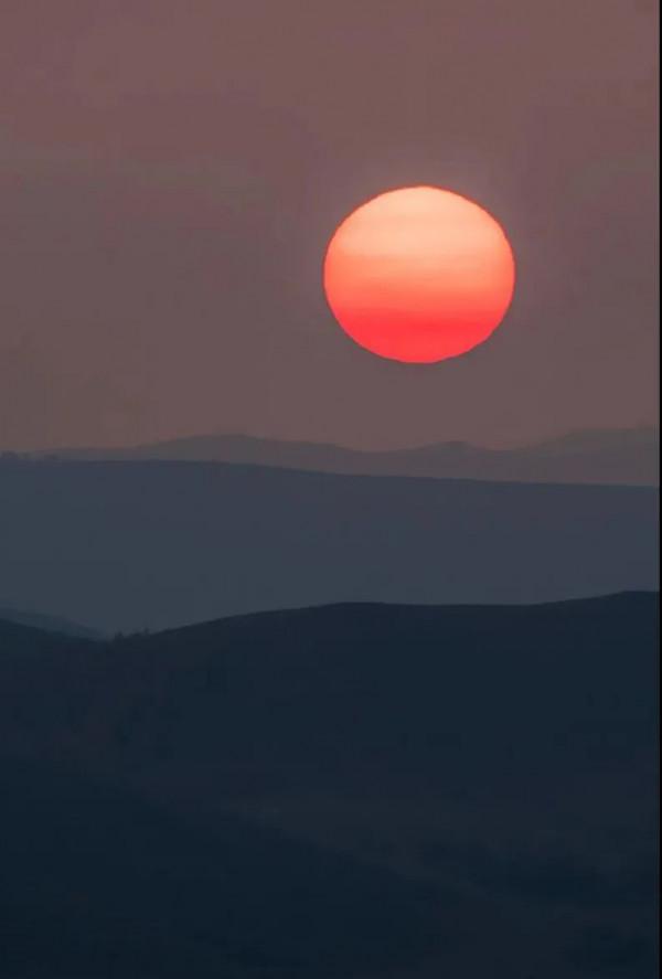 層林盡染的黃崗梁,許你一個秋天的童話 層林盡染的黃崗梁,許你一個秋天的童話