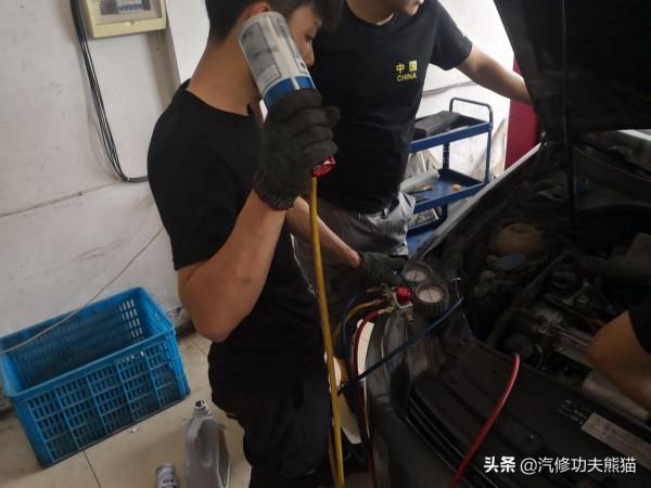 大眾高爾夫1.4T差點開報廢，燒機油、燒防凍液、缺缸大修一次解決