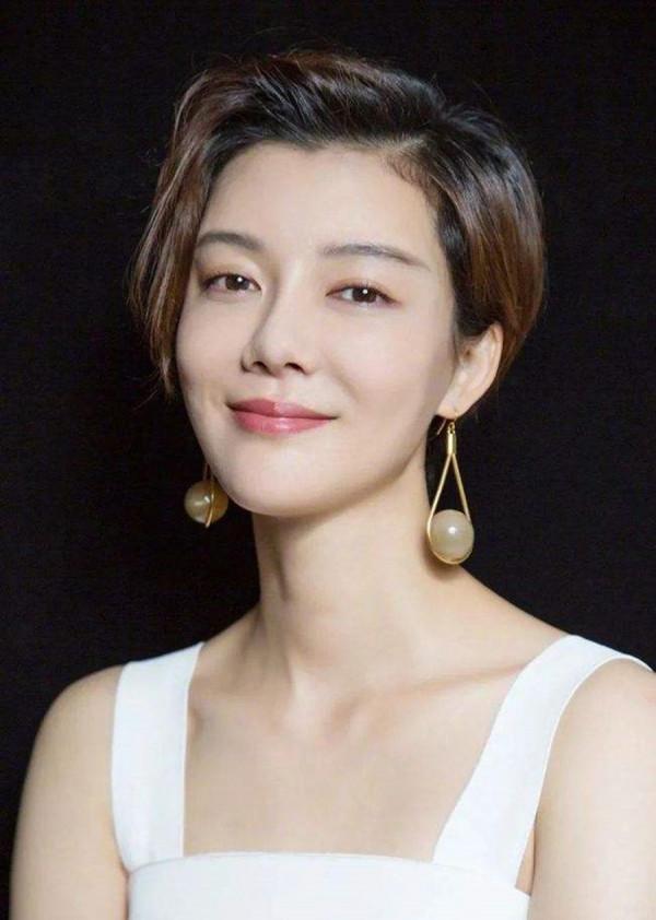 娛樂圈中那些閃婚閃離的明星們，果然&OpenCurlyDoubleQuote;愛情就像龍捲風&rdquo;