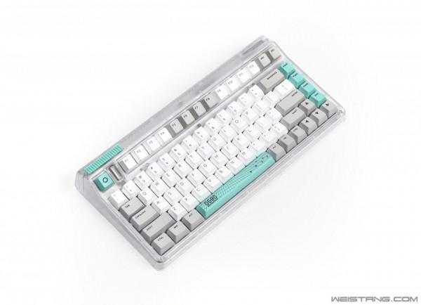 IQUNIX OG80蟲洞三模無線機械鍵盤賞析