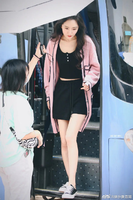 明星穿搭圖集——楊冪