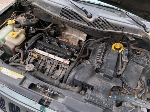 怪獸修車：翻新一輛“破爛不堪”的吉普指南者，滿血復活變新車