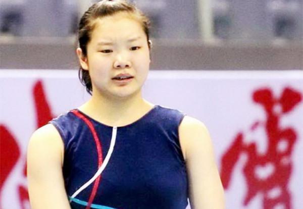 “體操女皇”程菲，33歲身材走樣，被父親催婚找男朋友